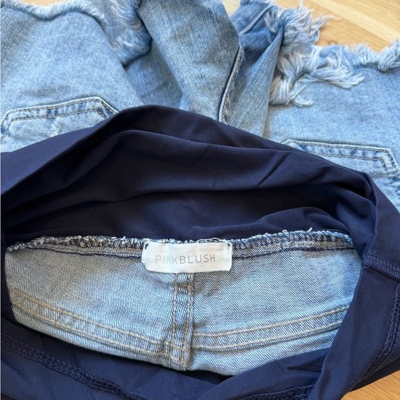 Pinkblush Maternity • Elastic Belly Band Denim Shorts • Small - Picture 4 of 5